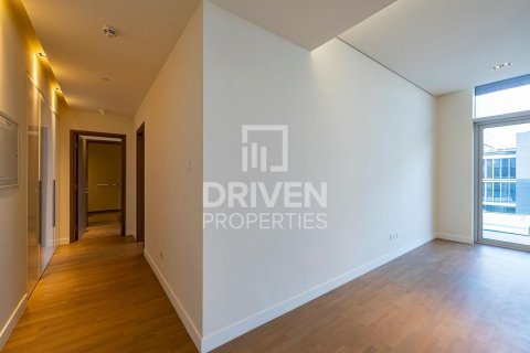 Apartment in City Walk, Dubai 2 bedrooms, 159.98 sq.m. № 135820 - photo 14