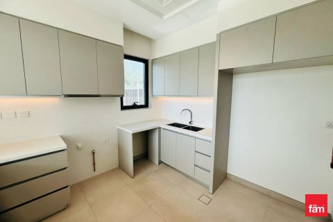 Снять в аренду таунхаус в Al Furjan, Дубай: 4 спальни, 347.8м², № 111420 - фото 8