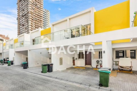 Villa in District 12, Jumeirah Village Circle, Dubai 4 bedrooms, 137 sq.m. № 110340