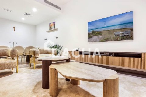 Villa in District 12, Jumeirah Village Circle, Dubai 4 bedrooms, 137 sq.m. № 110340 - photo 5