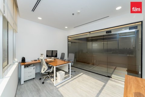 Купить офис в Дубае: 438.1м², № 10589 - фото 18