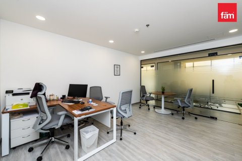 Купить офис в Дубае: 438.1м², № 10589 - фото 17