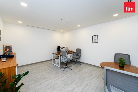 Купить офис в Дубае: 438.1м², № 10589 - фото 16