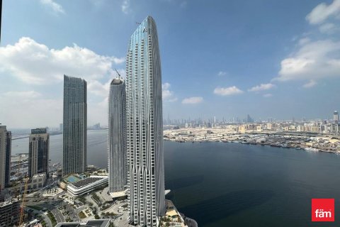 Apartment in Dubai 2 bedrooms, 97.4 sq.m. № 23647 - photo 1