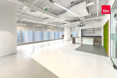 Oficina en Business Bay, Dubai, 408.1 m², № 11525 - foto 2