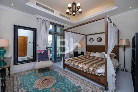 Villa in The Villa, Dubai 5 bedrooms, 832 sq.m. № 58000 - photo 10