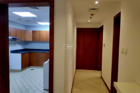 Apartment in Jumeirah Lake Towers, Dubai 2 bedrooms, 122.7 sq.m. № 46575 - photo 7