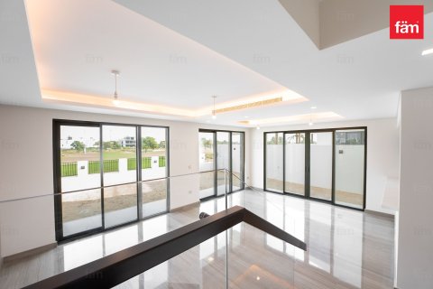 Villa in Dubai 6 bedrooms, 274.2 sq.m. № 84234 - photo 6