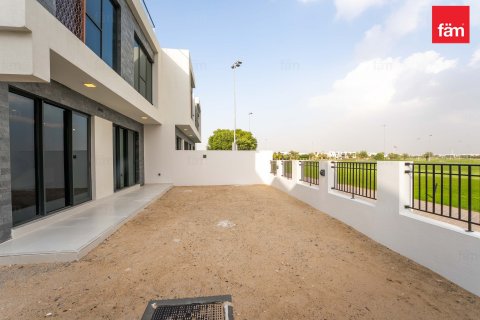Villa in Dubai 6 bedrooms, 274.2 sq.m. № 84234 - photo 10
