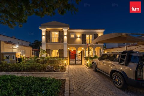 Villa in Dubai 5 bedrooms, 793.3 sq.m. № 134781 - photo 29