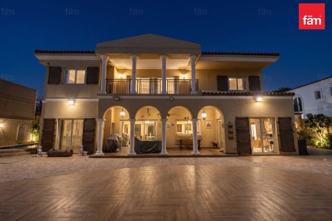 Villa in Dubai 5 bedrooms, 793.3 sq.m. № 134781 - photo 27