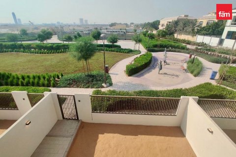 Villa in Dubai 3 bedrooms, 161 sq.m. № 134793 - photo 13