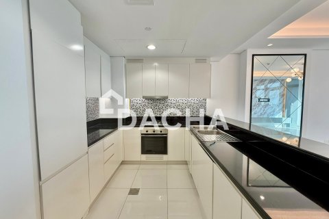 Apartment in Business Bay, Dubai 2 bedrooms, 122 sq.m. № 110301 - photo 15