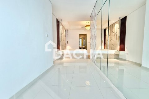 Apartment in Business Bay, Dubai 2 bedrooms, 122 sq.m. № 110301 - photo 5