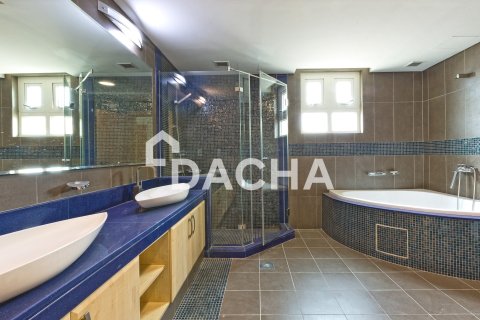 Купить пентхаус в Shoreline Apartments, Пальма Джумейра, Дубай: 4 спальни, 450м², № 110303 - фото 2