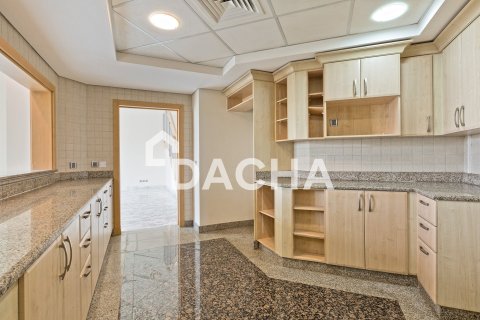 Купить пентхаус в Shoreline Apartments, Пальма Джумейра, Дубай: 4 спальни, 450м², № 110303 - фото 6