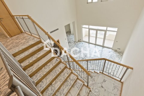 Купить пентхаус в Shoreline Apartments, Пальма Джумейра, Дубай: 4 спальни, 450м², № 110303 - фото 7