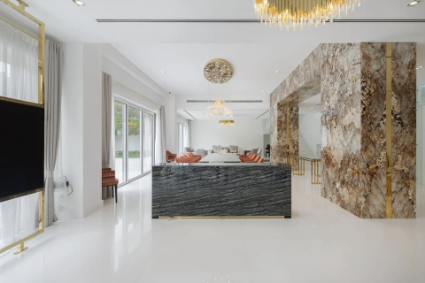 Villa en Dubai, 5 dormitorios, 777 m², № 5576 - foto 6