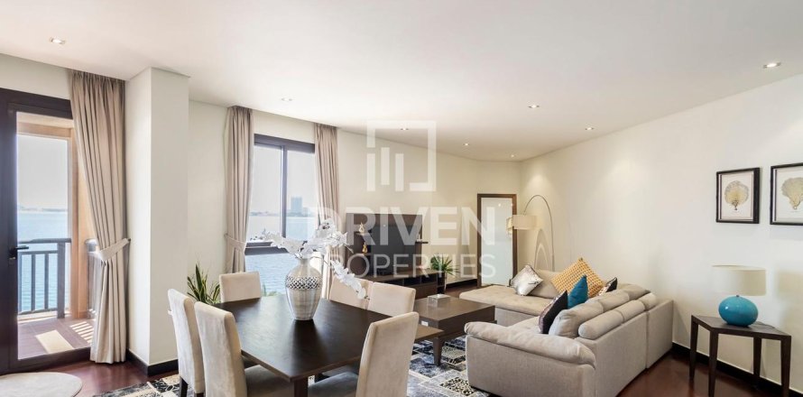 Apartment in Palm Jumeirah, Dubai 2 bedrooms, 164 sq.m. № 20885