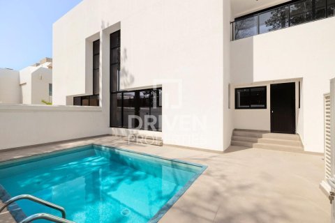 Villa en Umm Suqeim, Dubai, 4 dormitorios, 362 m², № 20889 - foto 10