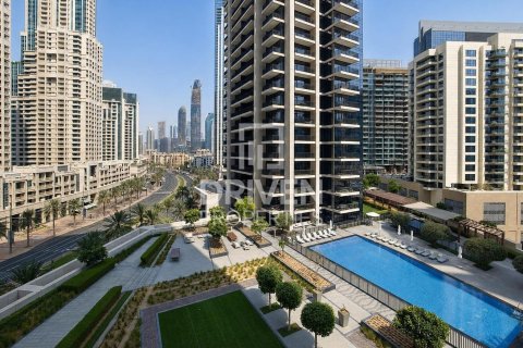 Apartment in BLVD Crescent, Downtown Dubai (Downtown Burj Dubai), Dubai 2 bedrooms, 151.62 sq.m. № 128891 - photo 17