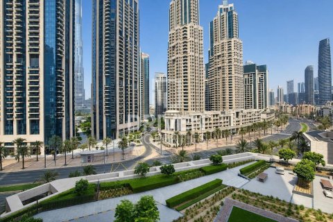 Apartment in BLVD Crescent, Downtown Dubai (Downtown Burj Dubai), Dubai 2 bedrooms, 151.62 sq.m. № 128891 - photo 22
