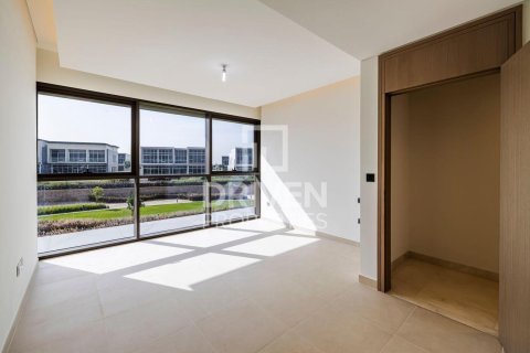 Villa in Golf Place, Dubai Hills Estate, Dubai 5 bedrooms, 705.04 sq.m. № 128892 - photo 6