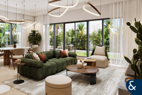 Купить виллу в Dubai Land, Дубай: 5 спален, 311м², № 98424 - фото 3