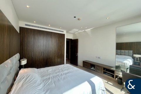 Apartment in Jumeirah Lake Towers, Dubai 2 bedrooms, 117 sq.m. № 98422 - photo 6