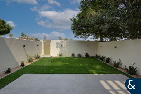 Villa in The Springs, Dubai 3 bedrooms, 157 sq.m. № 98423 - photo 20