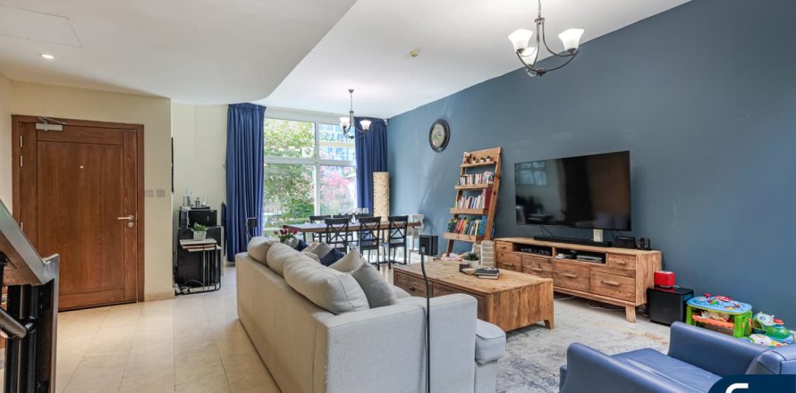 تاون هاوس في دائرة قرية جميرا, دبي 3 غرف نوم, 286 م² رقم 98431