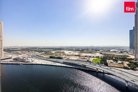 Apartment in Business Bay, Dubai 3 bedrooms, 177.8 sq.m. № 9070 - photo 28