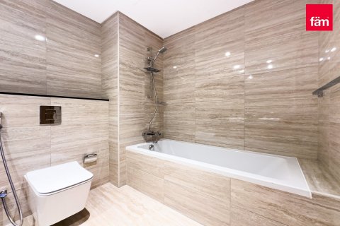 Apartment in Business Bay, Dubai 3 bedrooms, 177.8 sq.m. № 9070 - photo 17