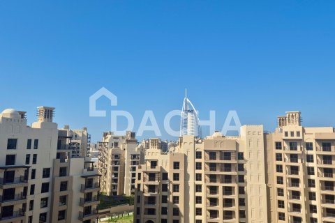 Apartment in Madinat Jumeirah Living, Umm Suqeim, Dubai 1 bedroom, 70 sq.m. № 111562 - photo 2