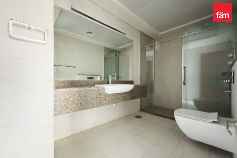 Apartment in Al Satwa, Dubai 3 bedrooms, 159.9 sq.m. № 16467 - photo 13