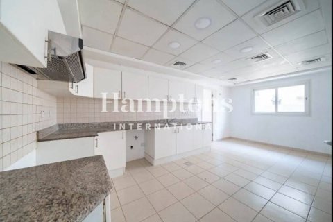 Villa in Meadows 1, Meadows, Dubai 3 bedrooms, 310.76053500 sq.m. № 63872 - photo 8