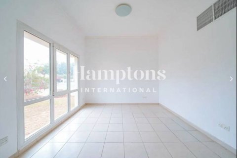 Villa in Meadows 1, Meadows, Dubai 3 bedrooms, 310.76053500 sq.m. № 63872 - photo 12
