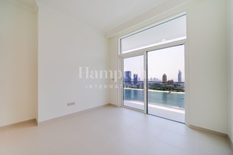 Apartment in Dubai Harbour, Dubai 2 bedrooms, 106.37393500 sq.m. № 63880 - photo 16