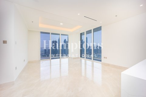 Apartment in Dubai Harbour, Dubai 4 bedrooms, 235.04459000 sq.m. № 63871 - photo 2