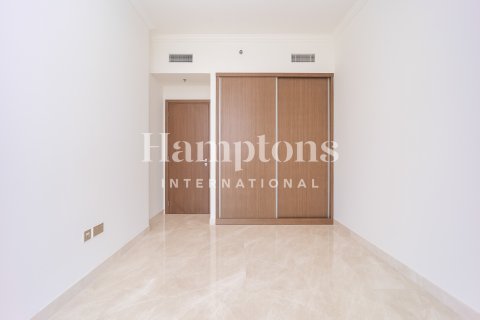 Apartment in Dubai Harbour, Dubai 4 bedrooms, 235.04459000 sq.m. № 63871 - photo 17