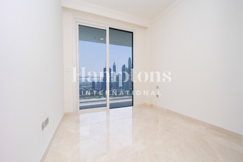 Apartment in Dubai Harbour, Dubai 4 bedrooms, 235.04459000 sq.m. № 63871 - photo 11
