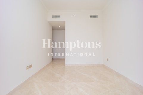 Apartment in Dubai Harbour, Dubai 4 bedrooms, 235.04459000 sq.m. № 63871 - photo 25