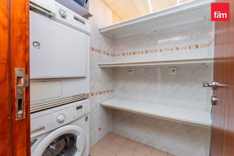 Apartment in Dubai 3 bedrooms, 138.7 sq.m. № 58944 - photo 13