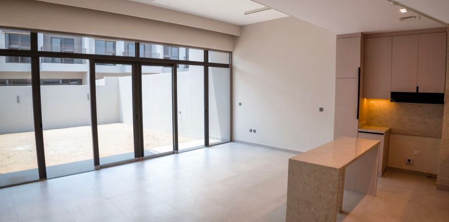 Вилла в Мохаммед Бин Рашид Сити, Дубай, 3 спальни, 158.7м², № 137911