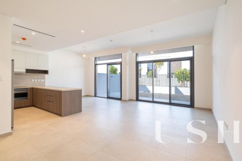 Townhouse in Mudon, Dubai 3 bedrooms, 176 sq.m. № 39396 - photo 16