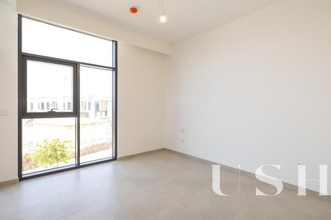 Townhouse in Mudon, Dubai 3 bedrooms, 176 sq.m. № 39396 - photo 20