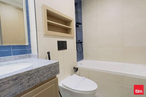 Купить таунхаус в Дубае: 5 спален, 144м², № 77742 - фото 14