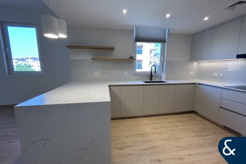 Снять в аренду квартиру в Motor City, Дубай: 1 спальня, 98м², № 91407 - фото 3