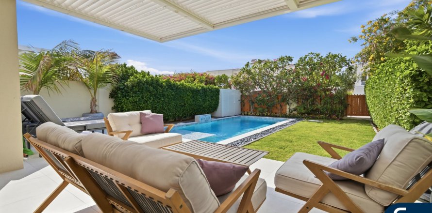 Вилла в Ghadeer, The Lakes, Дубай, 3 спальни, 236м², № 91393