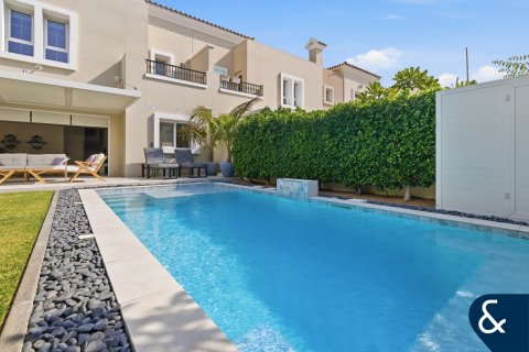 Купить виллу в Ghadeer, The Lakes, Дубай: 3 спальни, 236м², № 91393 - фото 23